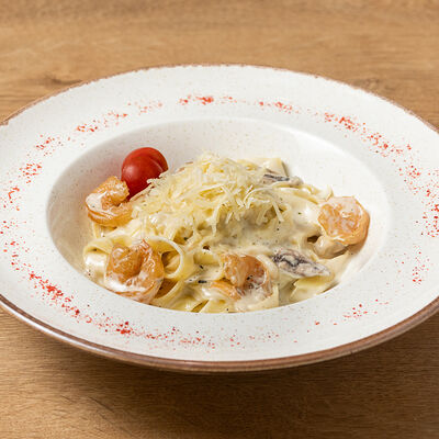 Феттуччине с креветками в TeaRoom по цене 748 ₽