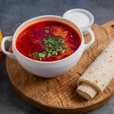 Борщ со сметаной в Шашлык City по цене 465 ₽