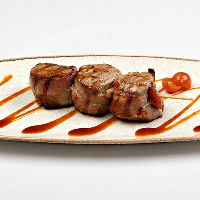 Огненные медальоны в Кафе на развилке по цене 932 ₽