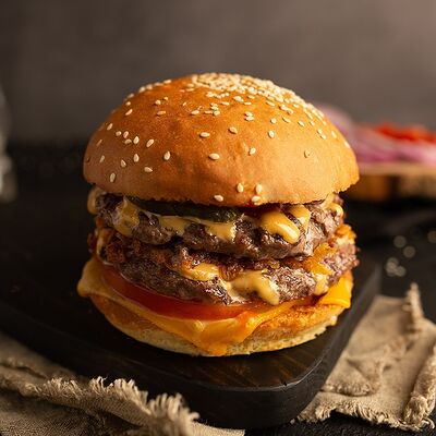 Vip Курица бургер в Mr. Grill по цене 469 ₽