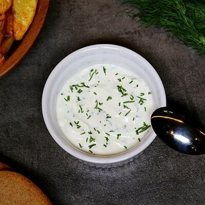 Чесночный соус в Уми Суши по цене 55 ₽