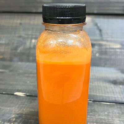 Свежевыжатый морковный сокв Мамино по цене 430 ₽