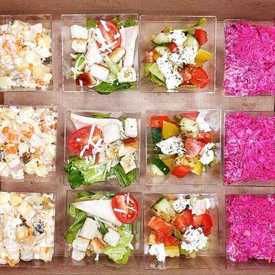 Салаты М в Boom-box Catering по цене 3950 ₽