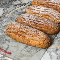 Эклер с кремом-пломбирв Goochab