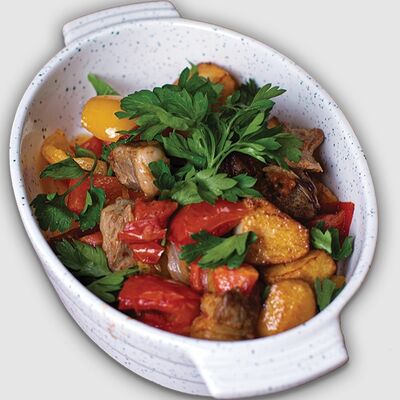 Жаркое с бараниной в Вкусный шашлык и не только по цене 490 ₽