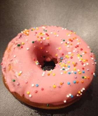 Пончик малина в Kuzina по цене 199 ₽