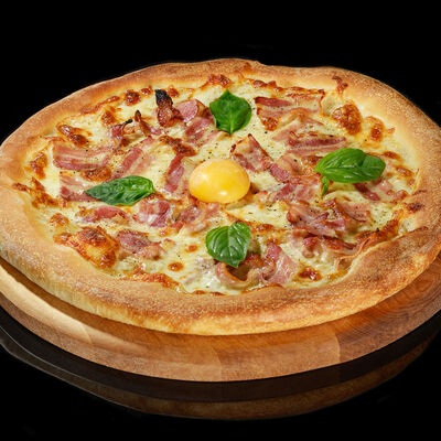 Пицца Карбонара в Lucky Pizza по цене 349 ₽