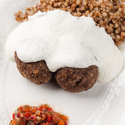 Котлеты из мраморной говядины с гречей в Etika bakery - Этика пекарня по цене 820 ₽