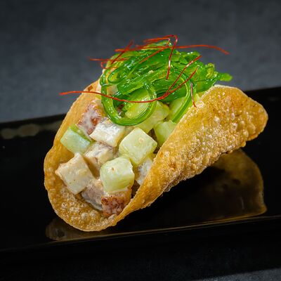 Тако с угрем в Yellowfin Sushi по цене 340 ₽