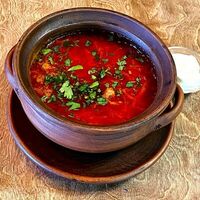 Борщ в Dolma