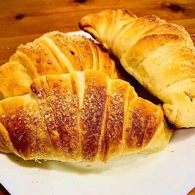 Рогалик с Вареной сгущенкой в Шаромпокати по цене 65 ₽