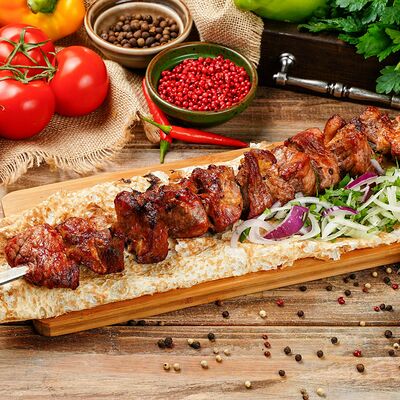 Шейка свиная Xl в Grill VIP House по цене 1380 ₽