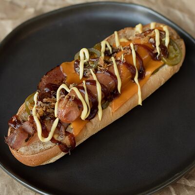 Хот-дог L в Crafty Radler по цене 490 ₽