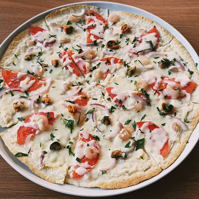 Фламекеш с морепродуктами 25см в Shengen+ по цене 380 ₽