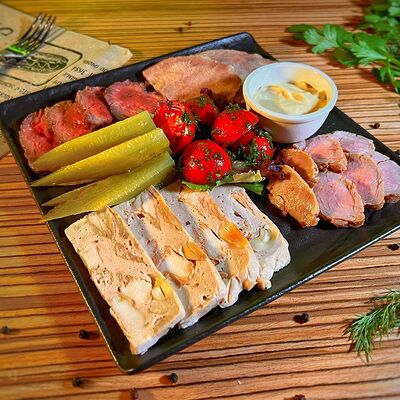 Мясное ассорти в Пивная №1 по цене 1065 ₽