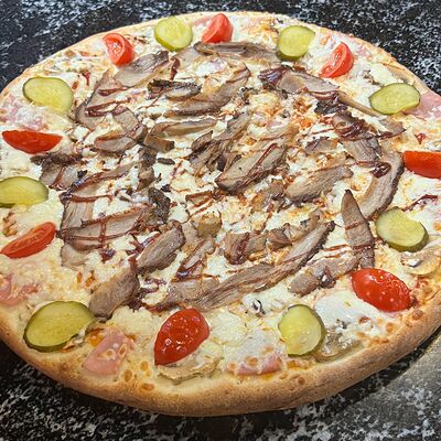 Пицца Мясное шоу большаяв Мясное шоу по цене 1090 ₽