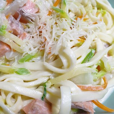 Лосось в сливочном соусе в Лапшичная №1 по цене 730 ₽