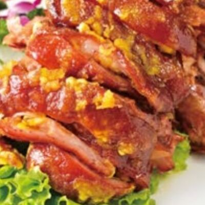 Фирменная свиная рулька с хрустящей корочкойв ГУаНЬ ЯНЬ по цене 1999 ₽