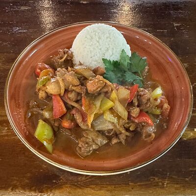 Курица острая с овощами в Чайхана24 по цене 550 ₽