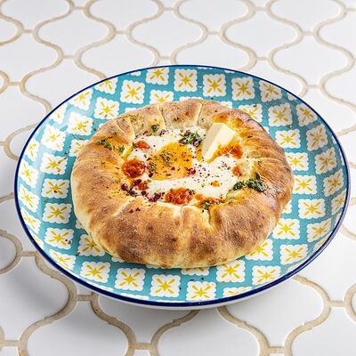 Лепёшка с сыром в Maroon по цене 890 ₽