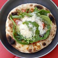 Цезарь с курицей в Smazhenka bistro