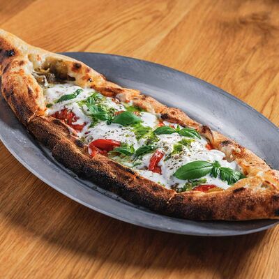 Пиде со страчателлой в 321 Club by Novikov по цене 560