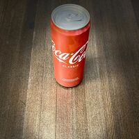 Coca-Cola в Light cafe