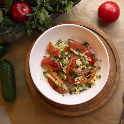 Салат Овощной в Вкусно есть по цене 110 ₽