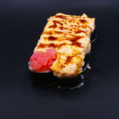 Ролл Нежный с тунцом в Kami по цене 430 ₽