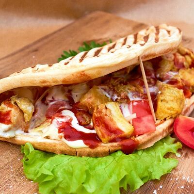 Закрытая пицца Gimza Grill в Gimza по цене 200 ₽