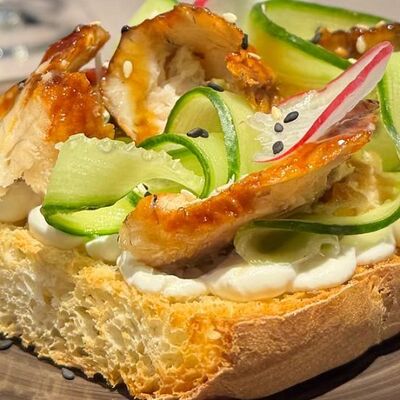 Брускетта с угрем в Бублик по цене 850 ₽