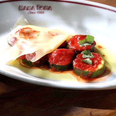 Цукини с соусом Наполи в Mama Roma по цене 398 ₽