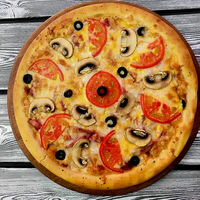 Пицца с ветчиной и грибами в Гиро-пицца