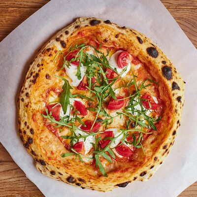 Пицца Страчателла с томатамив ROMO по цене 1440 ₽