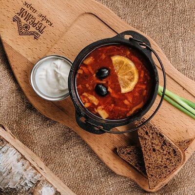 Солянка по старинному рецепту в Кафе-парк Теремок по цене 340 ₽