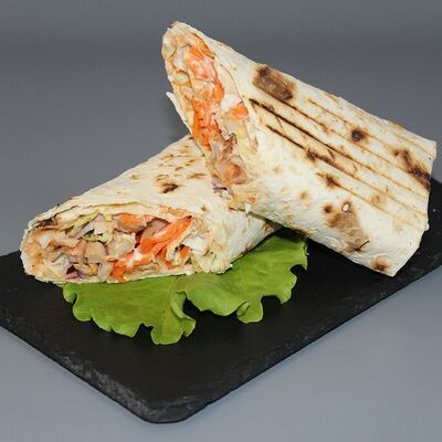 По - корейски в Chicken & Roll по цене 384 ₽