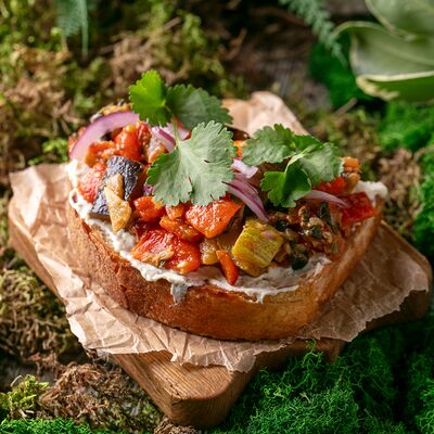 Брускетта Аджапсандал в Павлин 2.0 по цене 390 ₽