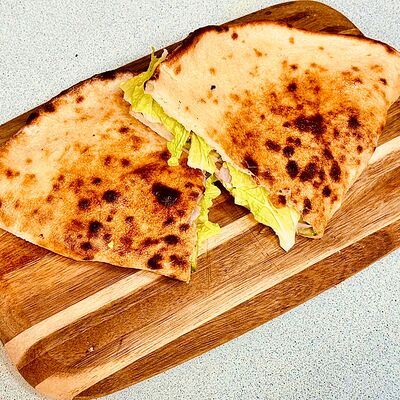 Сэндвич с ветчиной в НЕАПОЛЬ по цене 449 ₽