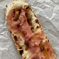 Трюфельный дог в Скромно
