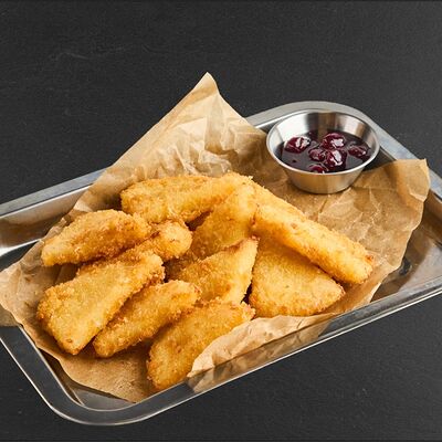 Сыр сулугуни жареный с вишневым чатнив Gellert_bar по цене 540 ₽