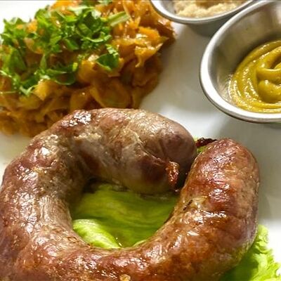 Саксонская улитка с картофельным салатом в Генрих и Генриетта по цене 380 ₽