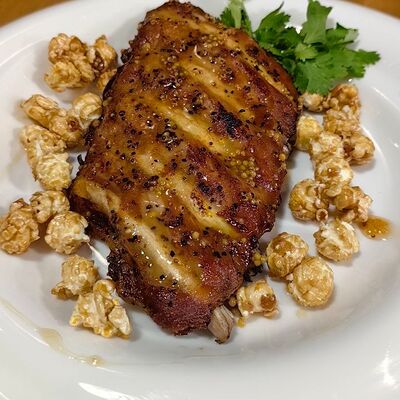 Ребрышки свиные под медово-горчичным соусом в La Vida loca по цене 750 ₽