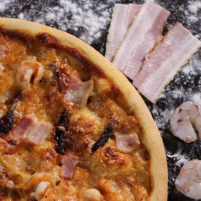 С креветками и беконом в Woldemar по цене 880 ₽