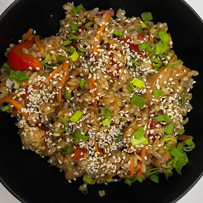 Курица терияки с рисом в Данмен по цене 530 ₽