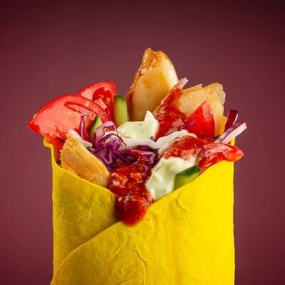 Шаурма с курицей в сырном лаваше в Chuburu по цене 320 ₽