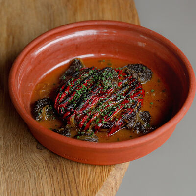 Бифштекс, печеный перец, сморчки в Saray по цене 1650 ₽