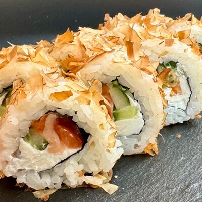 Бонито с лососем в Вкусно есть по цене 469 ₽