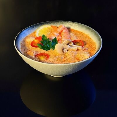 Том ям с курицей в Бейкер суши по цене 549 ₽