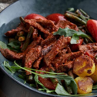 Теплый салат с говядиной в Толстый Goose по цене 490 ₽