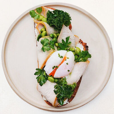 Тост с индейкой в Angel Cakes по цене 990 ₽